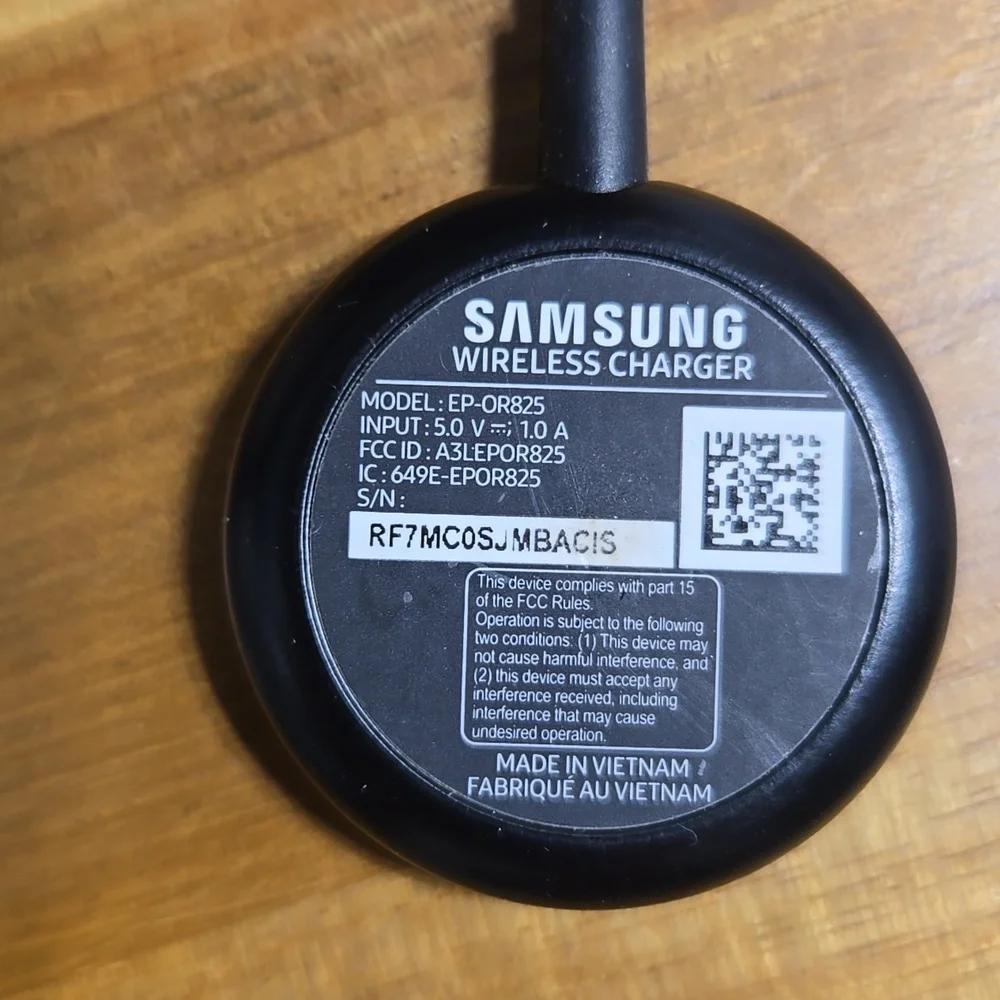 Black Samsung USB Watch Charging Station